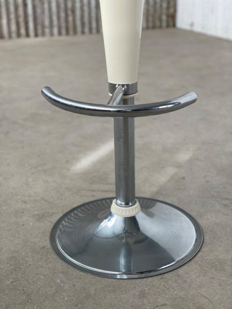 Vintage barstool white Bombo 1970s