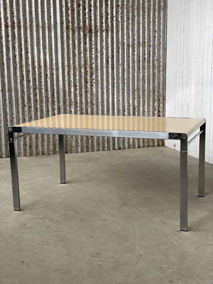 Claire Battaille & Paul Ibens TE23 dining table ‘t Spectrum 1970s