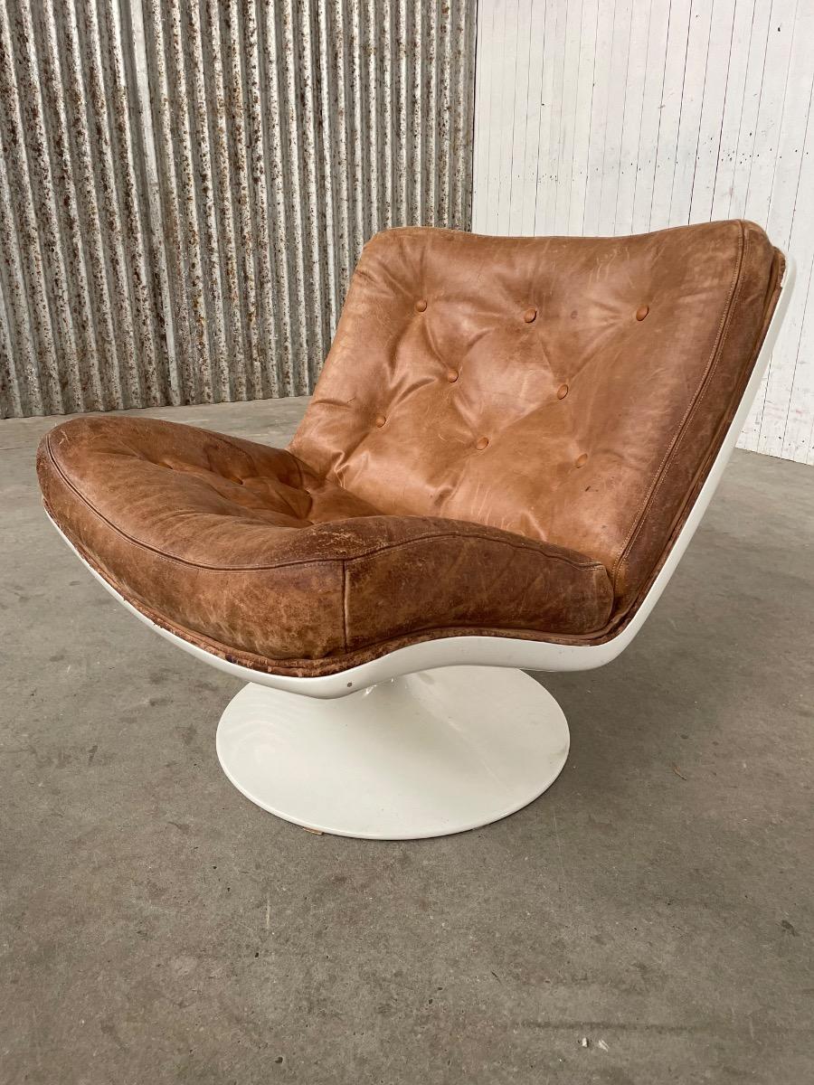 Artifort F976 Loungechair by Geoffrey Harcourt, Original brown leather 1960