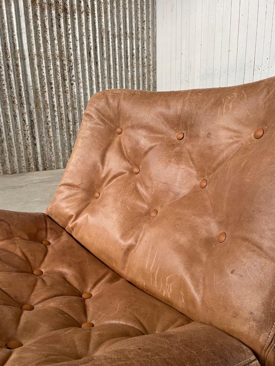 Artifort F976 Loungechair by Geoffrey Harcourt, Original brown leather 1960