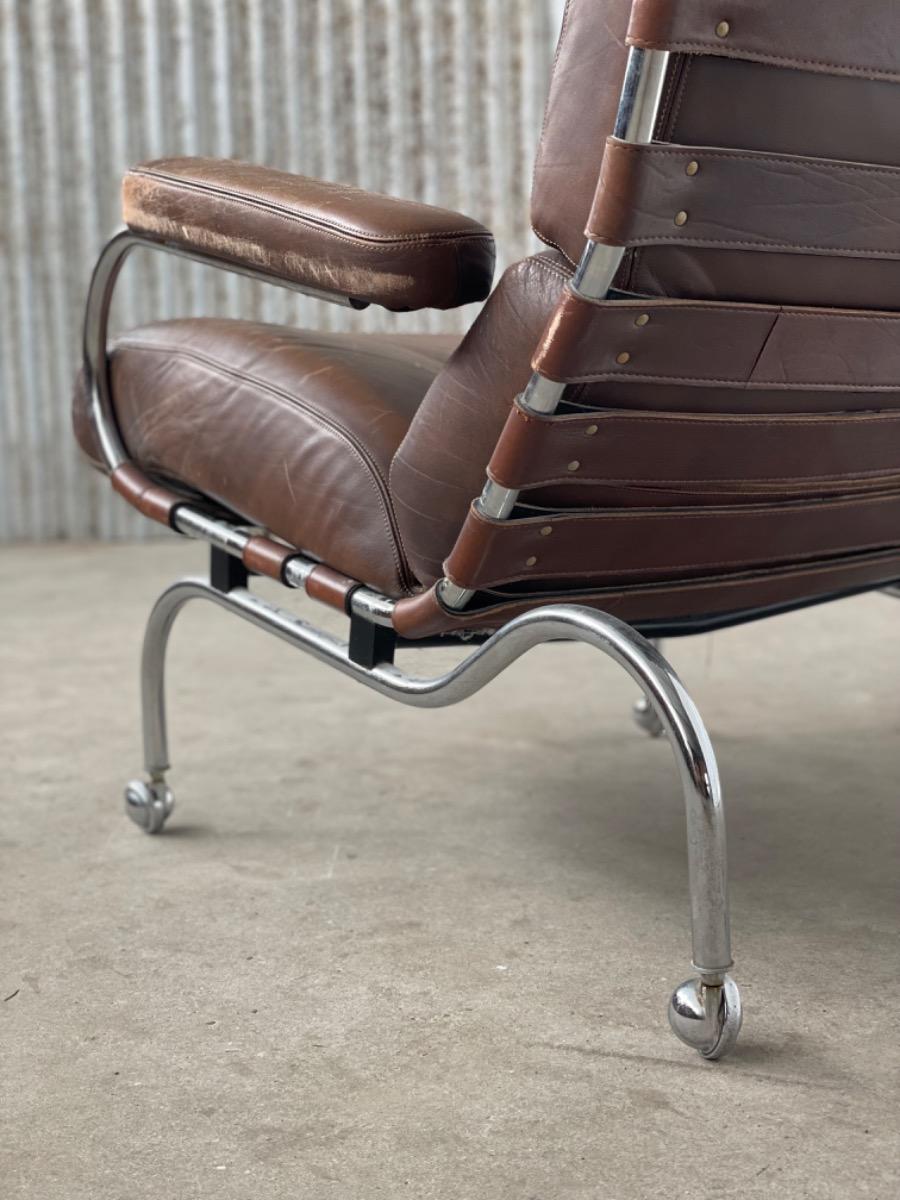 Bauhaus armchair on wheels brown leather, 1940s