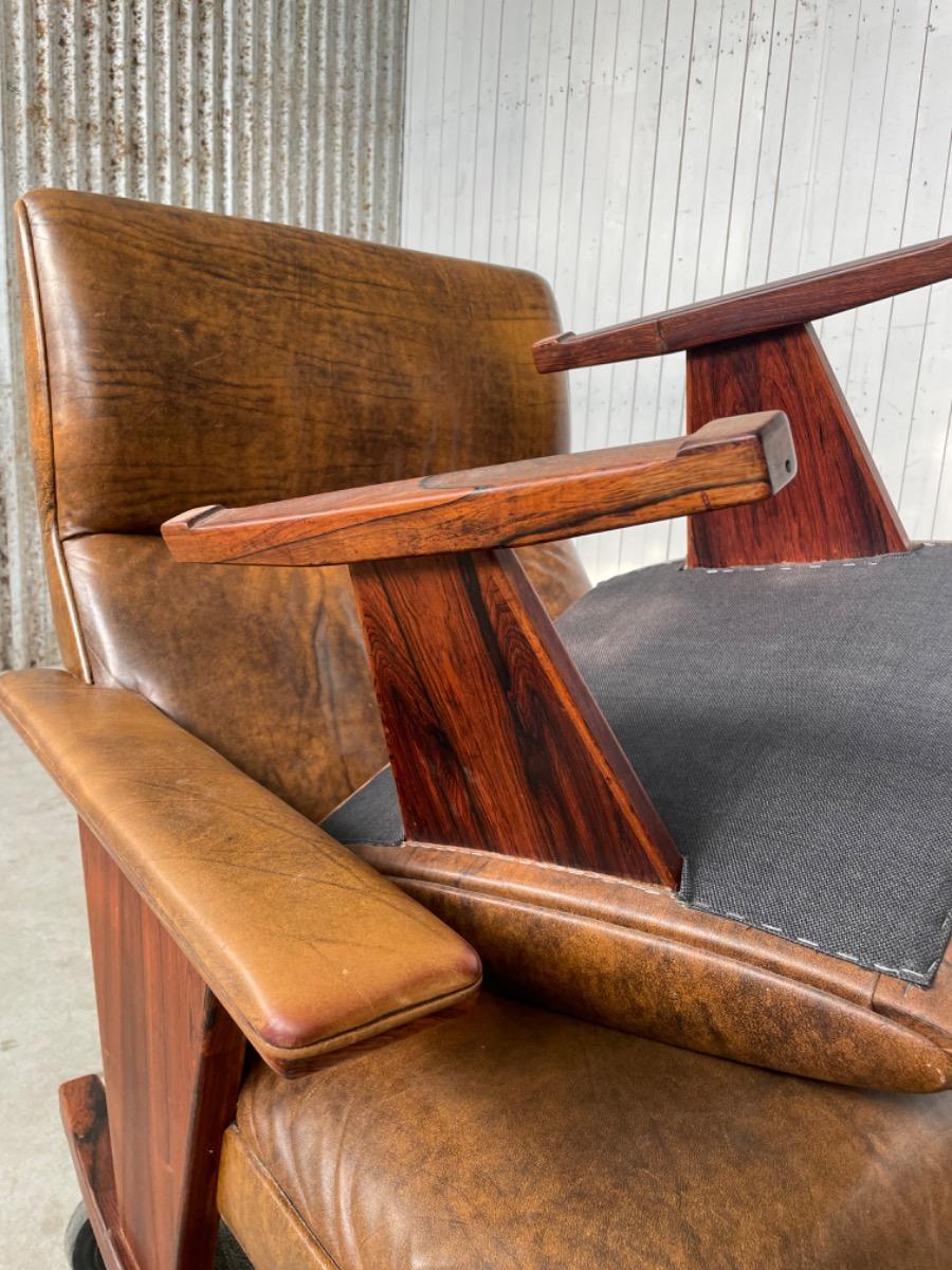 Brazilian Rosewood loungechair with ottoman in brown leather, 1950s