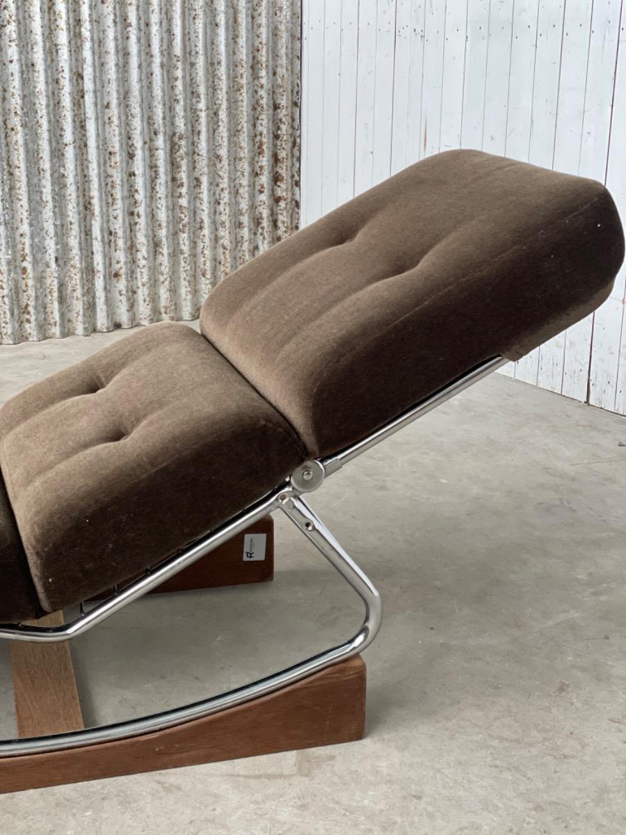 Chaise longue tubular chair 1960s France