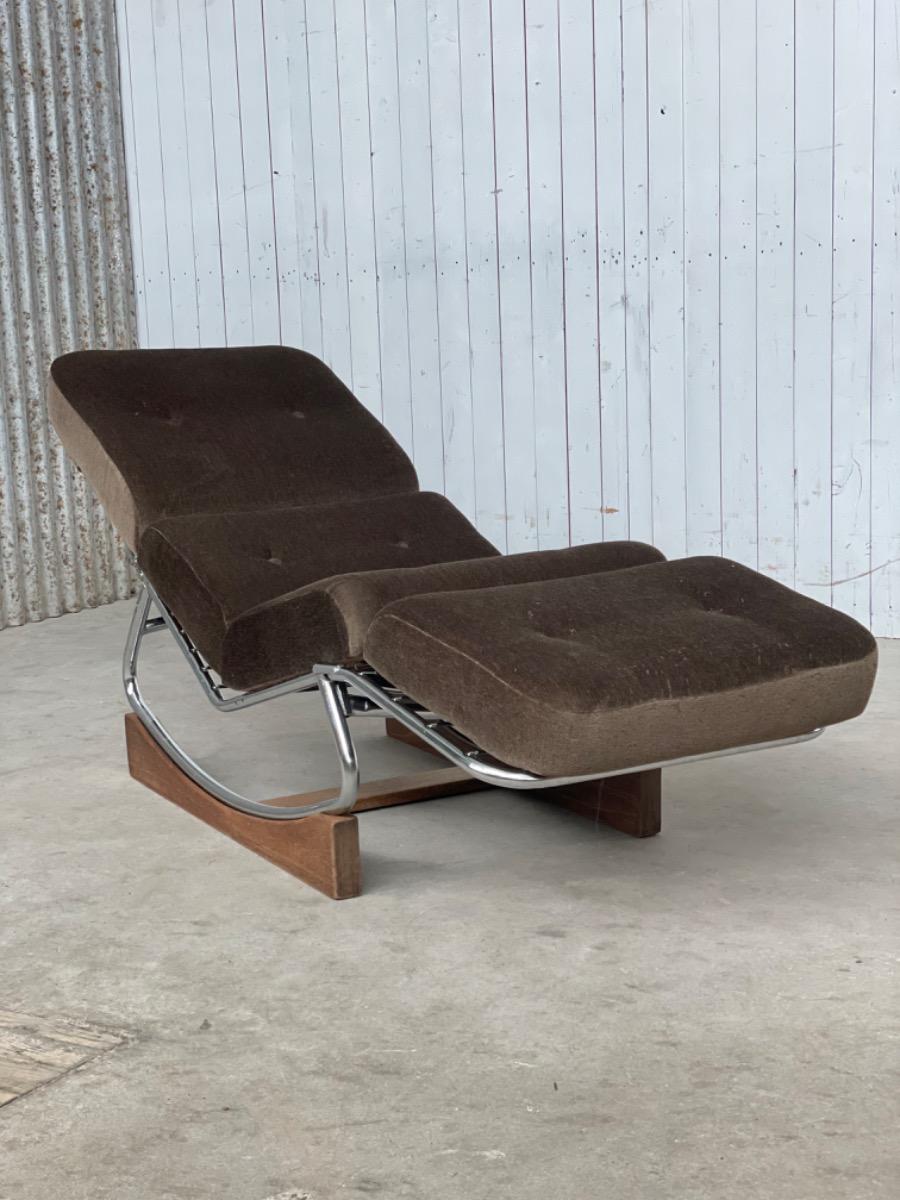 Chaise longue tubular chair 1960s France