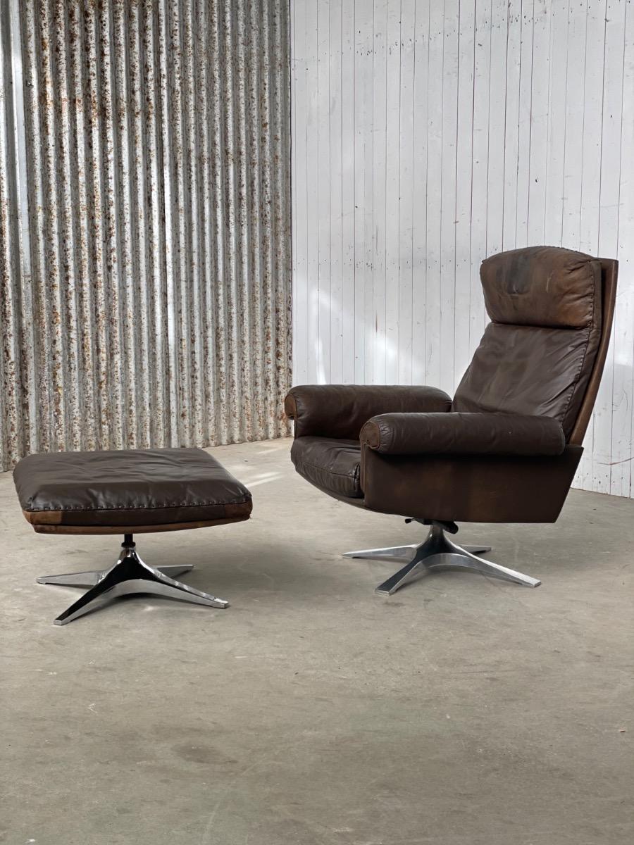 De Sede DS 31 Highback lounge chair with ottoman 1970s, Switzerland