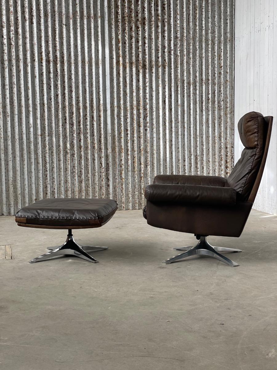 De Sede DS 31 Highback lounge chair with ottoman 1970s, Switzerland