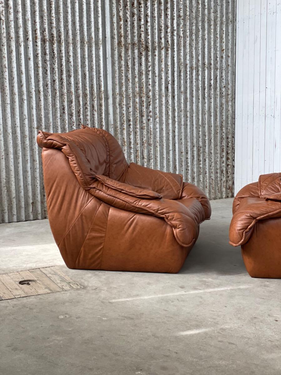 Set vintage brown leather loungechairs 1970s, Italy 