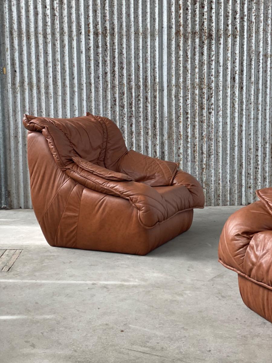 Set vintage brown leather loungechairs 1970s, Italy 